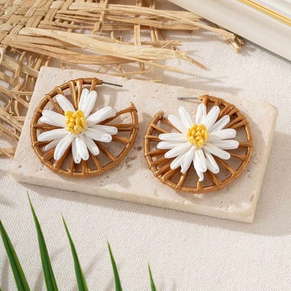 Bohemian Daisy Handmade Raffia Grass Ladies Statement Boho, Hippie Earrings